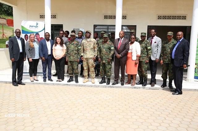 Ingabo z'u Rwanda n'iza Amerika ziyemeje gufatanya mu bikorwa bitandukanye biteza imbere abaturage