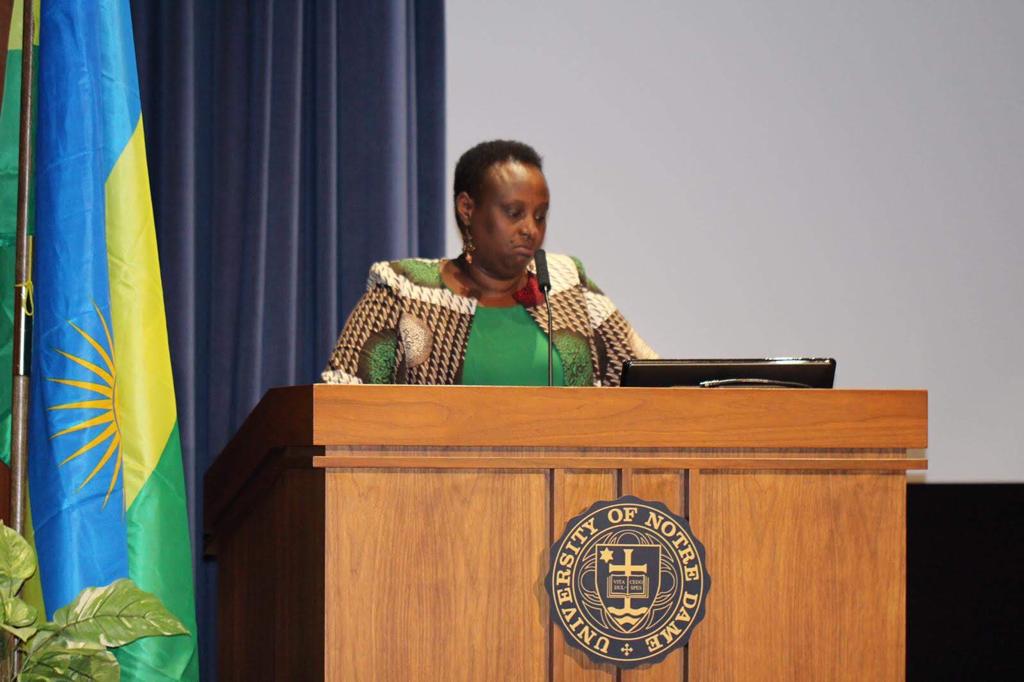 Dr Usta Kaitesi yasabye ibindi bihugu gufatira urugero ku Bubiligi bigahana abapfobya Jenoside