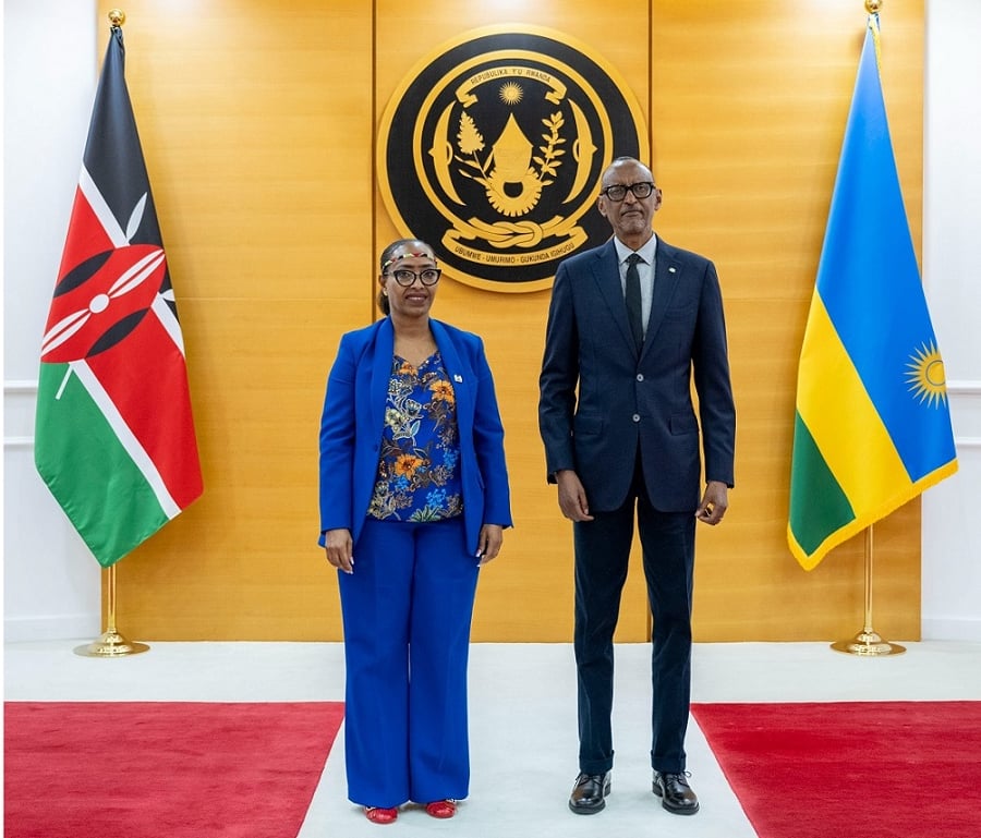 Perezida Kagame yakira Amb Janet Mwawasi Oben wa Kenya mu Rwanda