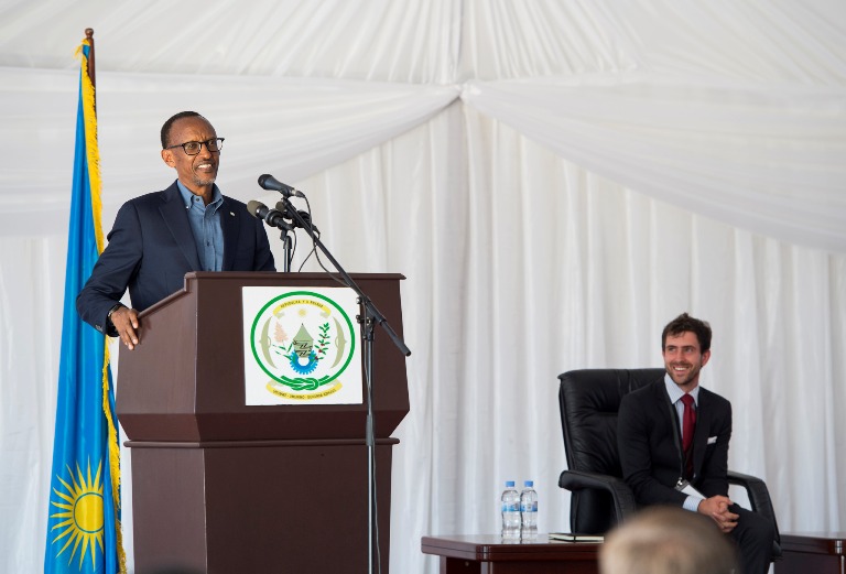 Perezida Kagame yavuze ko afite icyizere ko izi drones zizatanga umusaruro ushimishije mu buvuzi