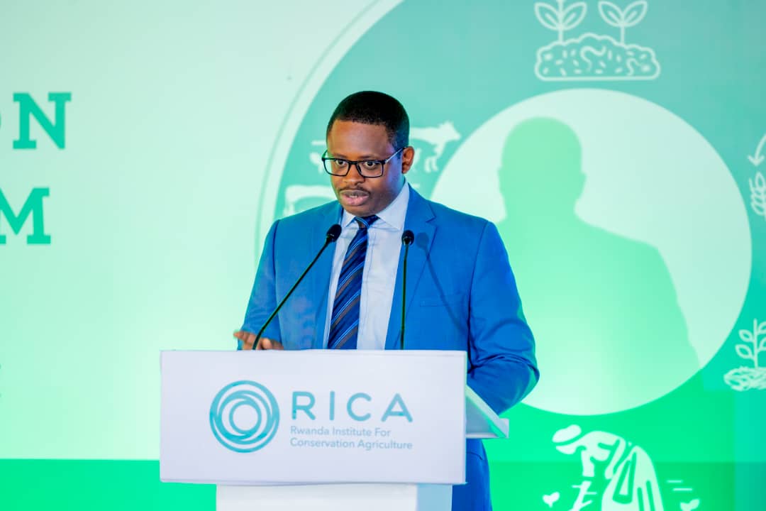 Umunyamabanga Uhoraho muri Minisiteri y'Ubuhinzi n'Ubworozi, Dr Olivier Kamana