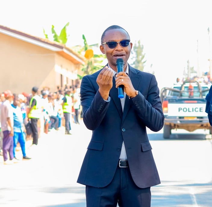 Meya Habarurema asaba abaturage gushora imari mu nyubako z'ubucuruzi