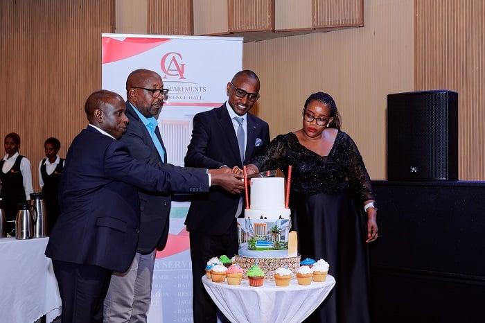 Hakashwe umutsima wo kwishimira ibyagezweho