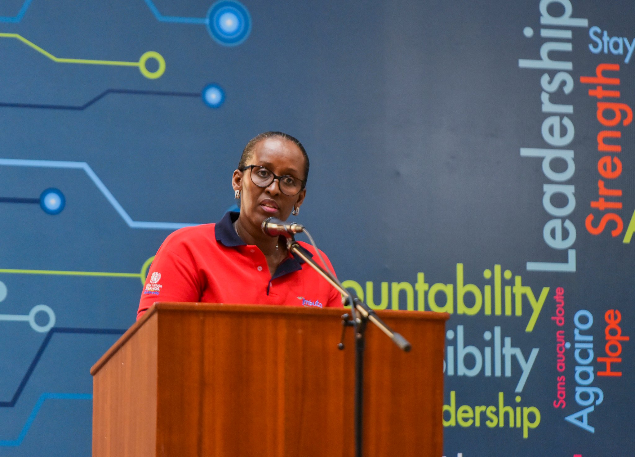 Madame Jeannette Kagame yasabye urubyiruko kudapfusha ubusa igihe