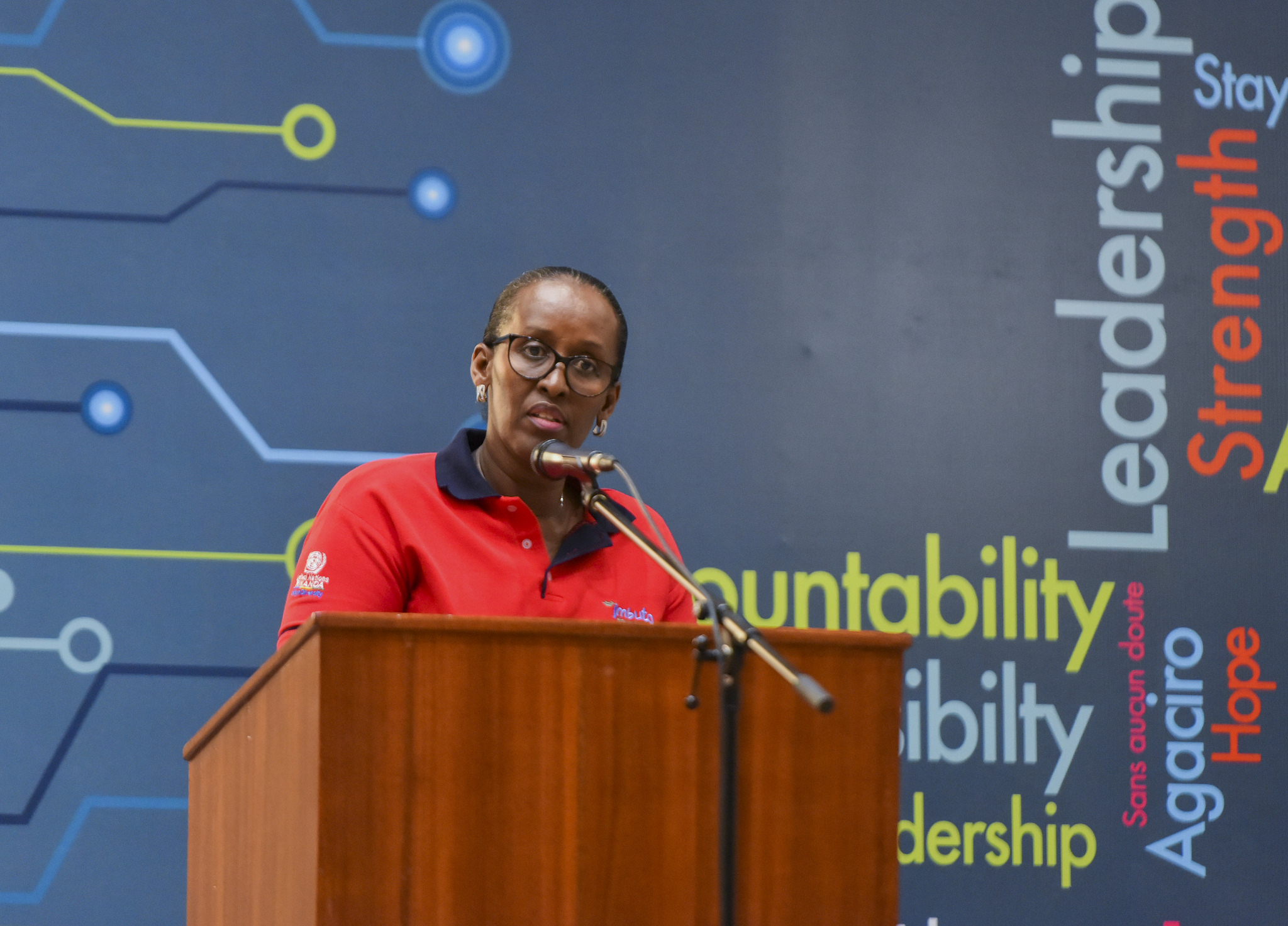 Madame Jeannette Kagame yasabye urubyiruko kudapfusha ubusa igihe