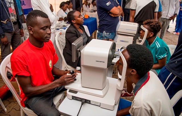Abitabiriye iyi Siporo bafashwa kwipimisha indwara zitandura bakamenya uko bahagaze