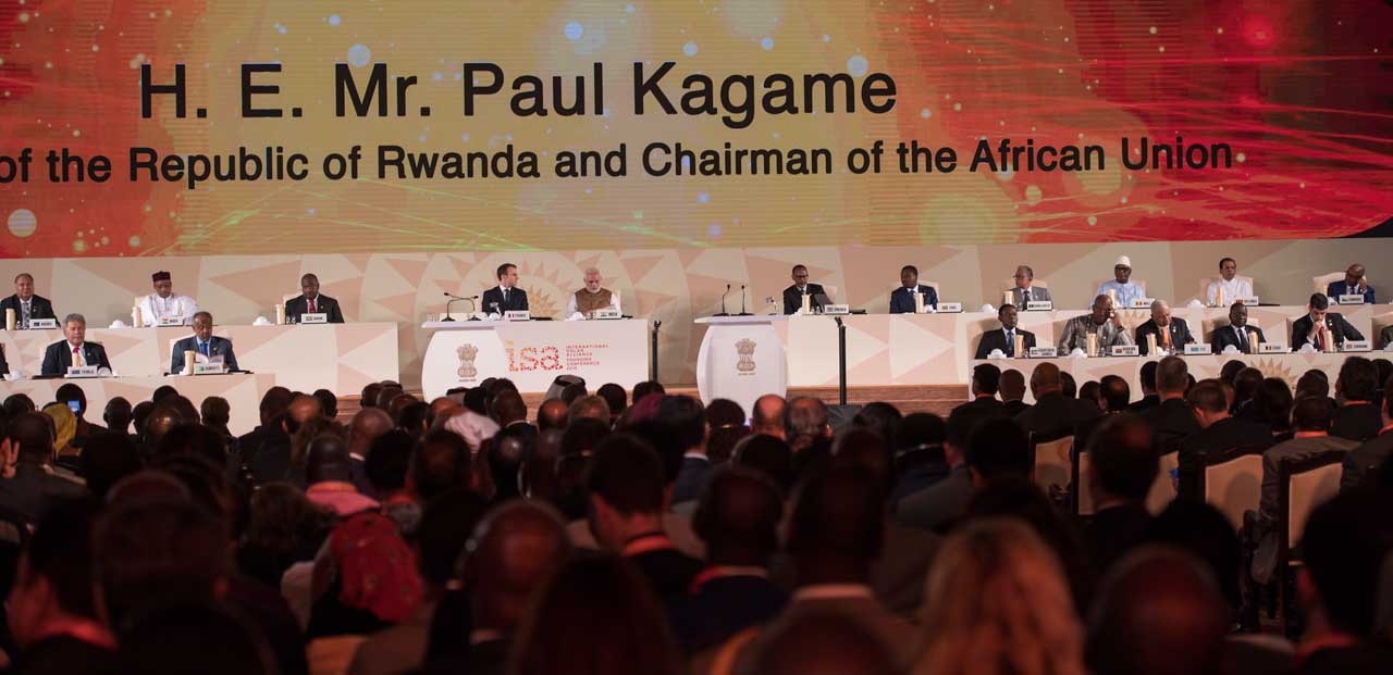 Perezida Kagame yatanze urugero ko u Rwanda rwagerageje gukoresha ingufu ziturutse ku mirasire y'izuba kandi bigatanga umusaruro