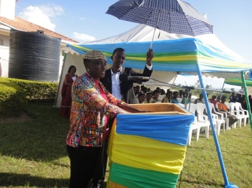 Dr. Lilian Nabulime umuhanga mu bikorwa by'Ubugeni ashima intambwe u Rwanda rumaze gutera muri uwo mwuga we.