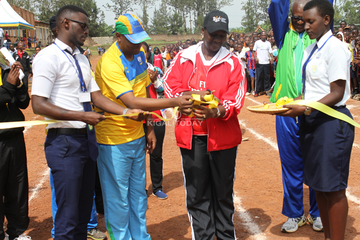 Minisitiri w'umuco na Siporo Uwacu Julienne afungura ku mugaragaro amarushanwa yiswe Amashuri Kagame Cup