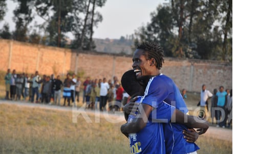 Rayon Sports iraza kuba yongera kugerageza Rutahizamu wayo mushya Davies Kasulye