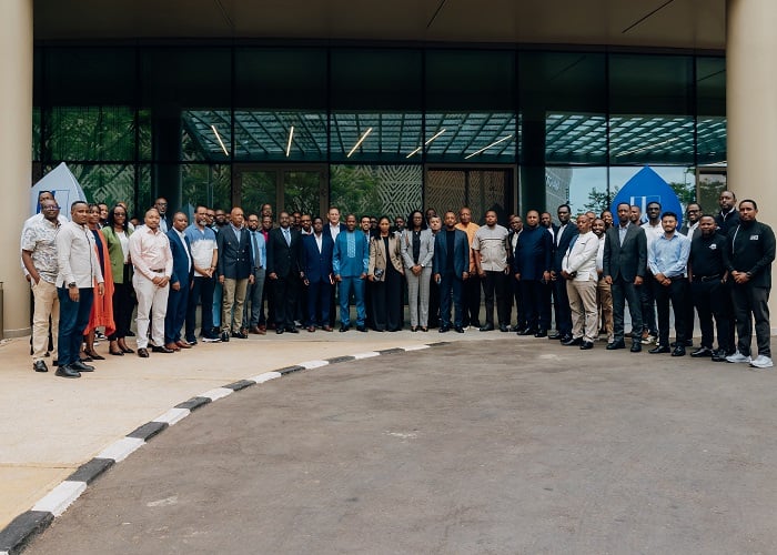 Abakiriya ba BK ntibayifata nka Banki gusa kuko ari umutabazi