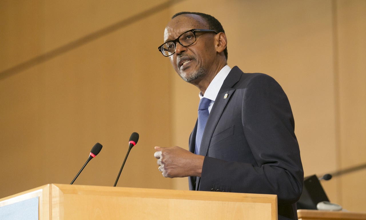 Perezida Paul Kagame yavuze ko u Rwanda rudakorera ku gitutu