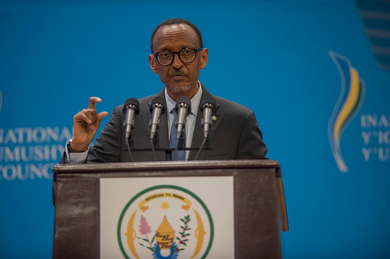 Perezida Kagame ati "Iki kibazo kibonerwe igisubizo mu gihe gito cyane!"