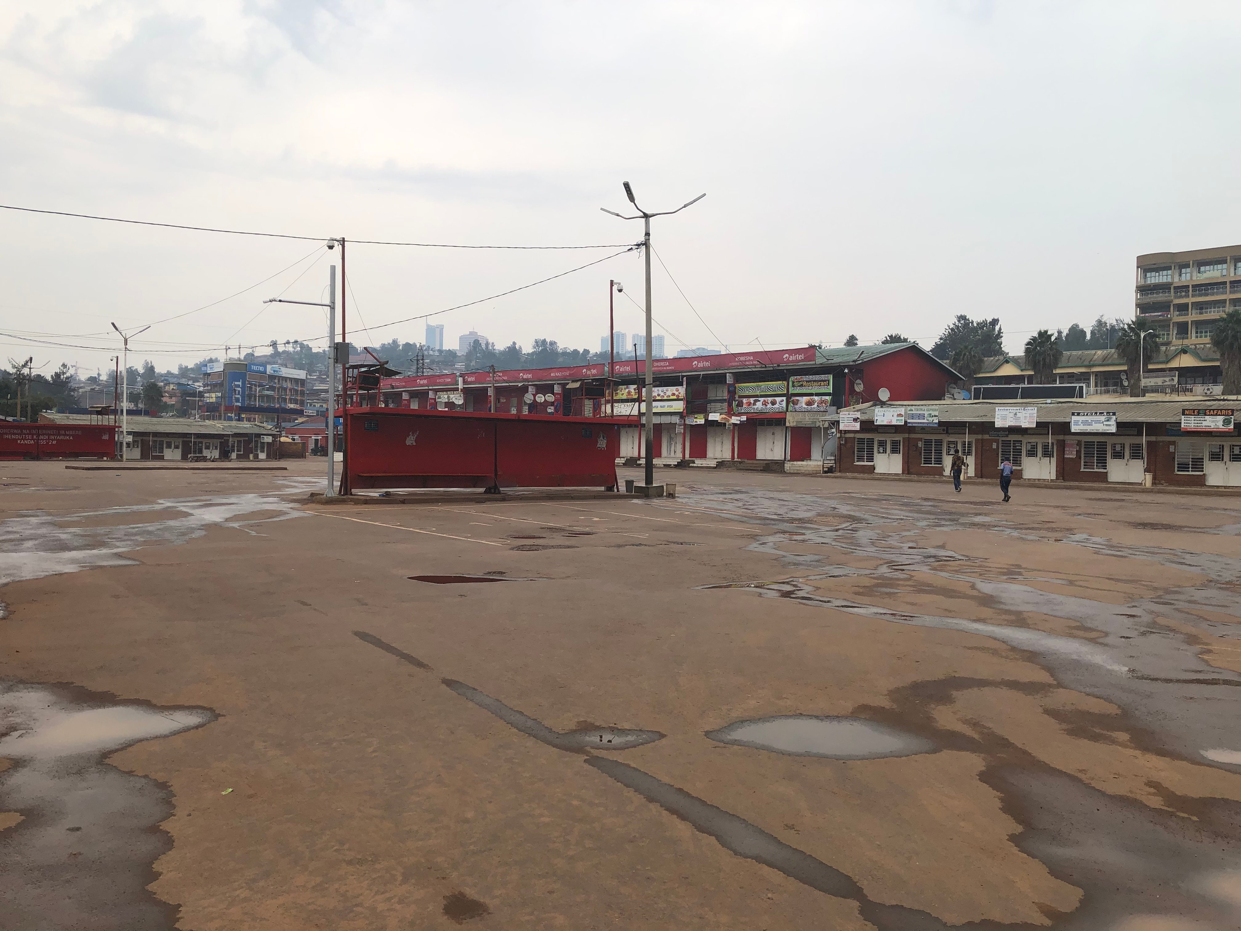 Gare ya Nyabugogo nta n'inyoni itambamo