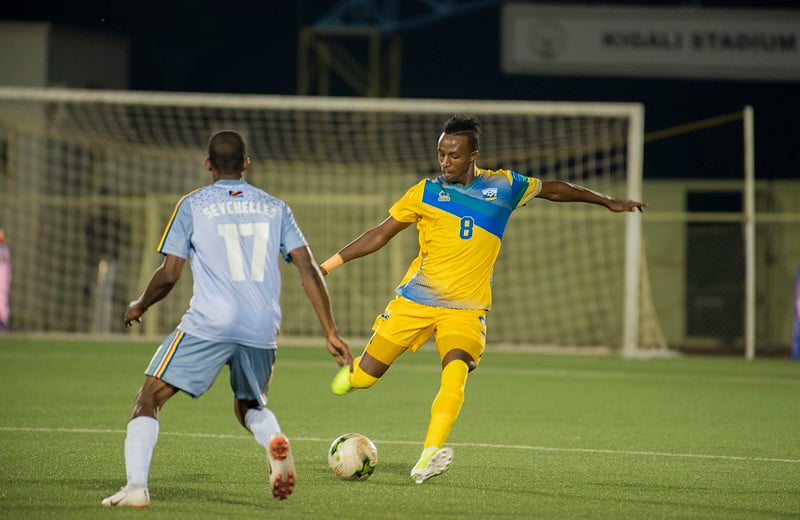 Emery Bayisenge wari wabanjemo mu mukino Amavubi yakinaga na Seychelles uyu munsi ntaza kwiyambazwa