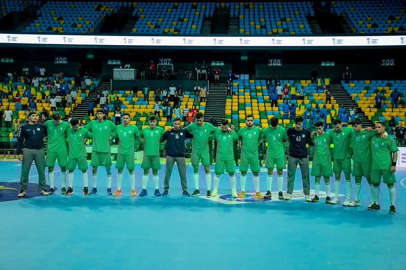 Algeria y'abatarengeje imyaka 20
