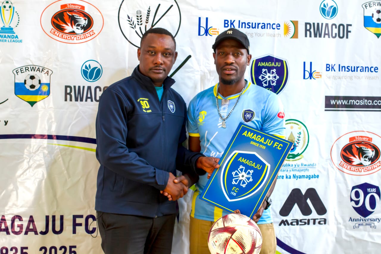 Imurora Japhet yasinye amasezerano nk'ushinzwe ubuzima bwa buri munsi bw'ikipe y'Amagaju FC azafatanya no kuba umutoza wungirije 
