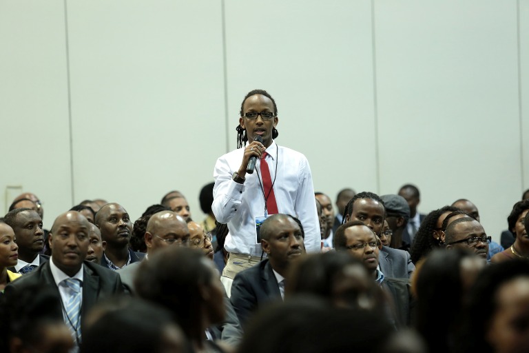 Urubyiruko rwahawe umwanya rugaragaza ibitekerezo byarwo.