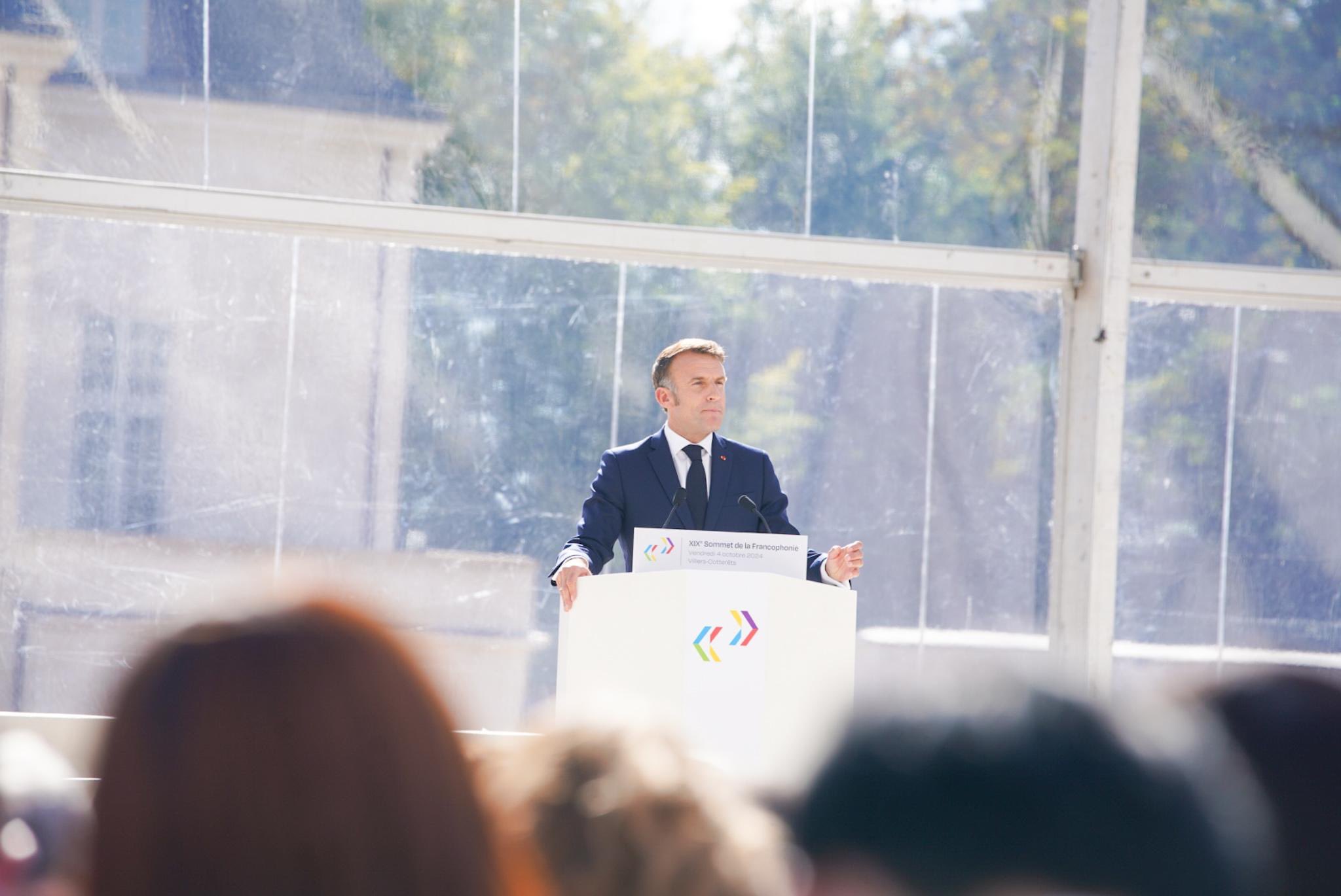 Perezida Macron yagaragaje uruhare rw