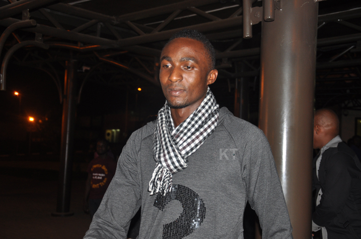 Ernest Sugira ubwo yari avuye gusinya amasezerano muri AS Vita Club