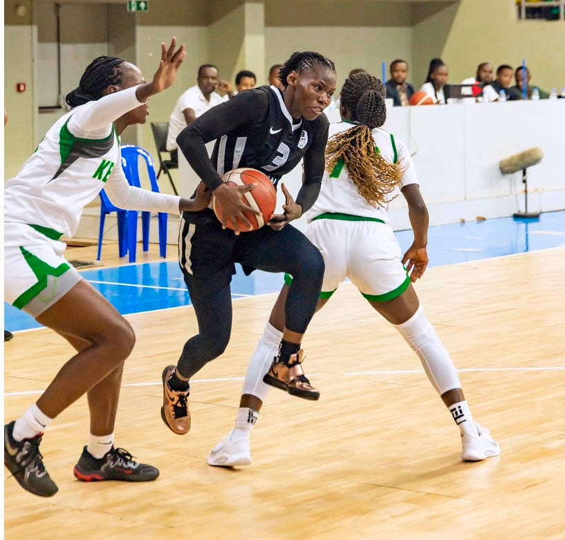 Diakite Kamba wa APR ahanganye n'abakinnyi ba Kepler