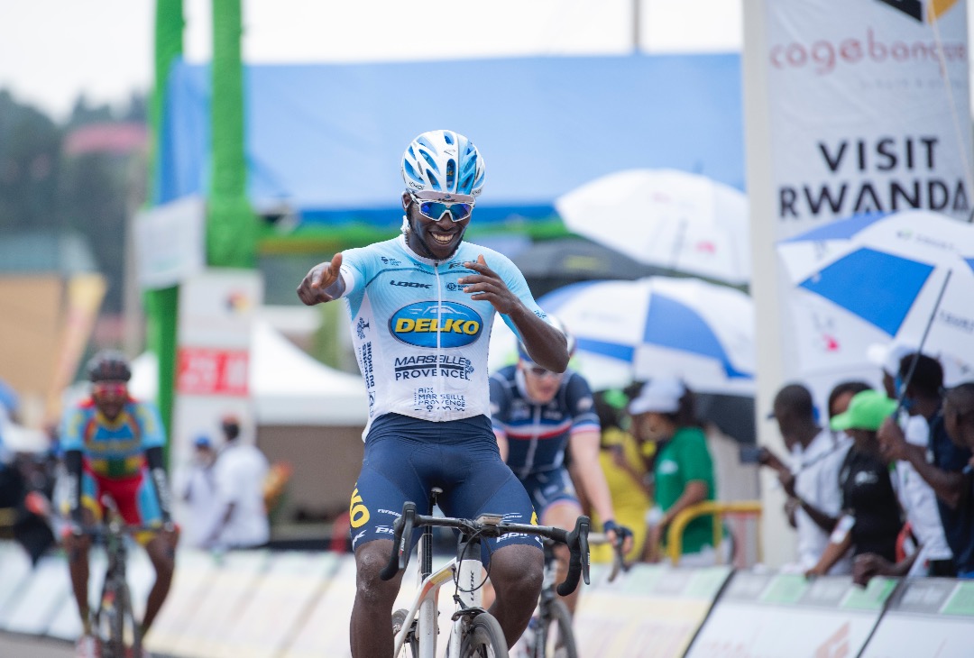 Areruya Joseph yishimira intsinzi ya mugenzi we bakinana muri Delko Marseille