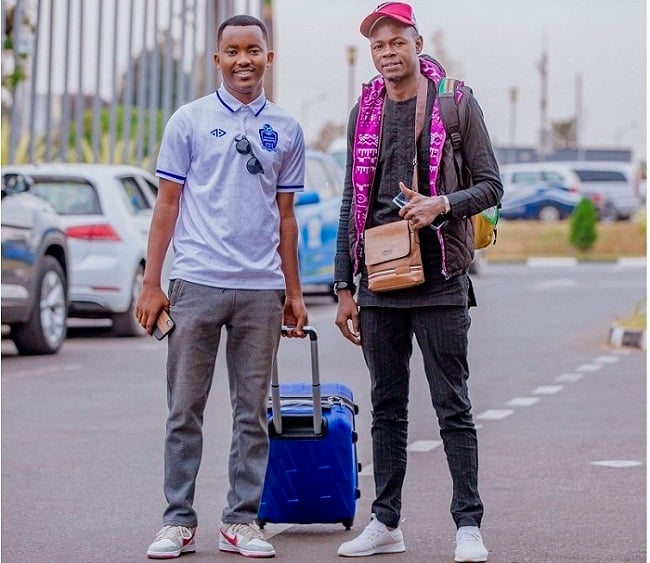 Mohamed Wade (iburyo), ninwe mutoza mushya wungirije wa Rayon Sports