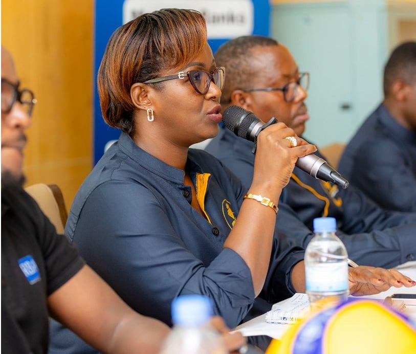 Natasha Haguma uhagarariye Crystal Event itegura aya marushanwa, muri tombora y'uko amakipe azahura