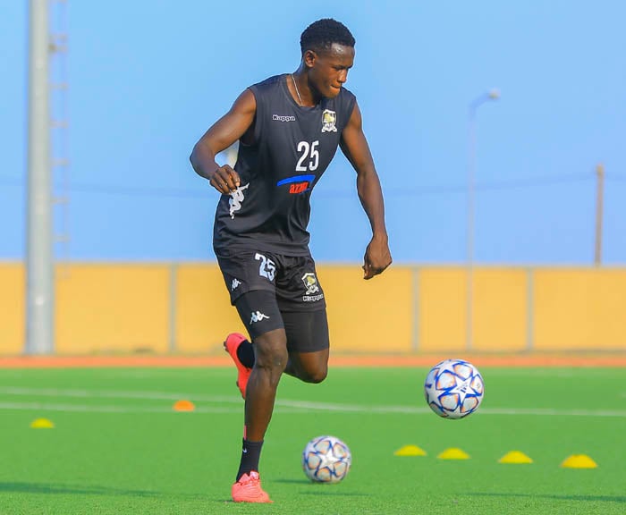 Omborenga Fitina ni umwe mu bakinnyi APR FC ifite bayimaze igihe ugereranyije n'abandi