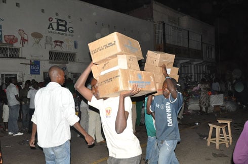 Abacuruzi birwanyeho bakuramo utwabo kare.
