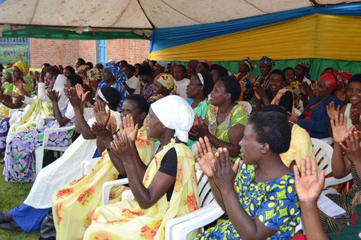 Abagore biyemeje kwigisha gahunda ya "Ndi Umunyarwanda" mu nyigisho zo ku mashyiga.