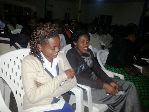 Abagore na bo bahawe udukingirizo twambarwa n