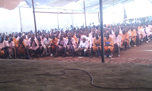 Abagororwa bagiriwe inama yo kwicuza bagafatanya n
