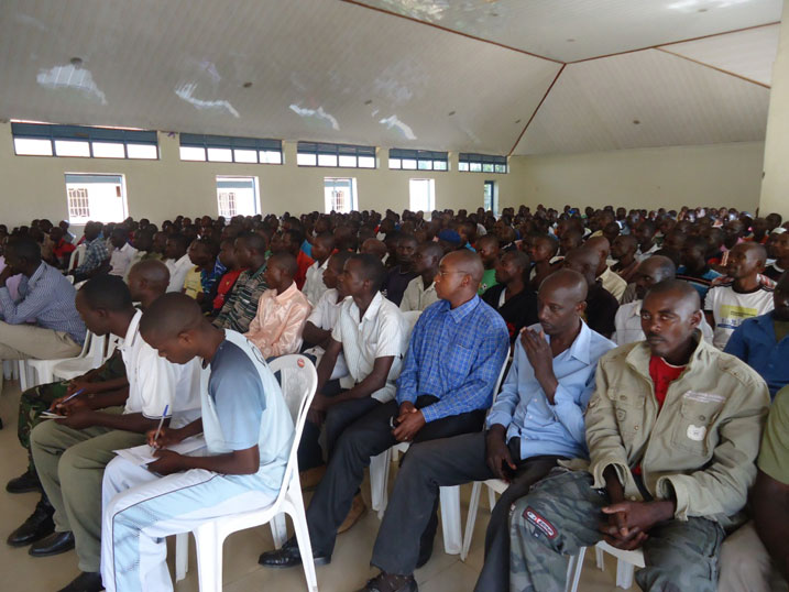 Abahoze ari ba Local Defense mu karere ka Bugesera ubwo basezererwaga ku mugaragaro.