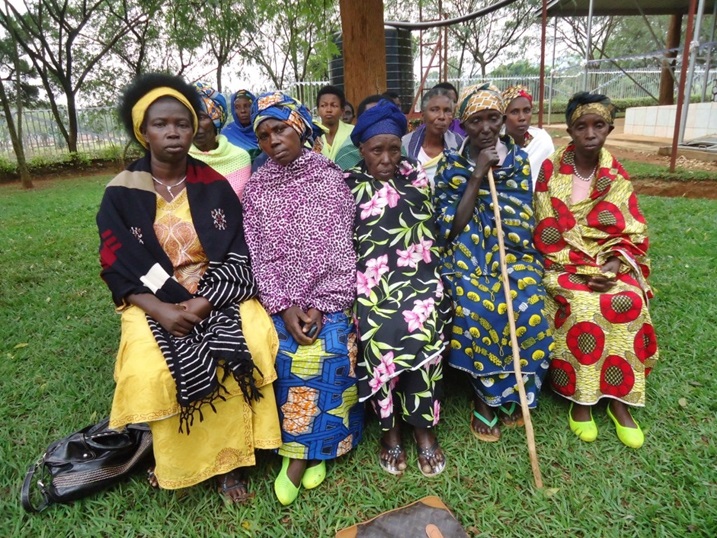 Abakecuru bafashijwe kuza kwibuka ababo.