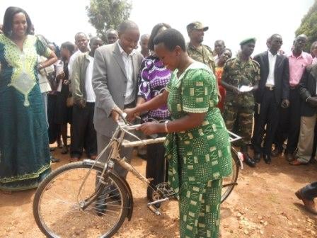 Umwe mu bakuru b