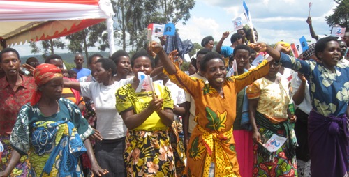 Abanyamuryango mu byishimo by