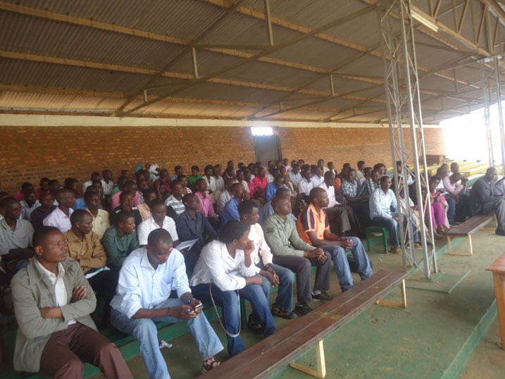 Abanyarwanda biga muri Kongo bakomeje guhangayikishwa n