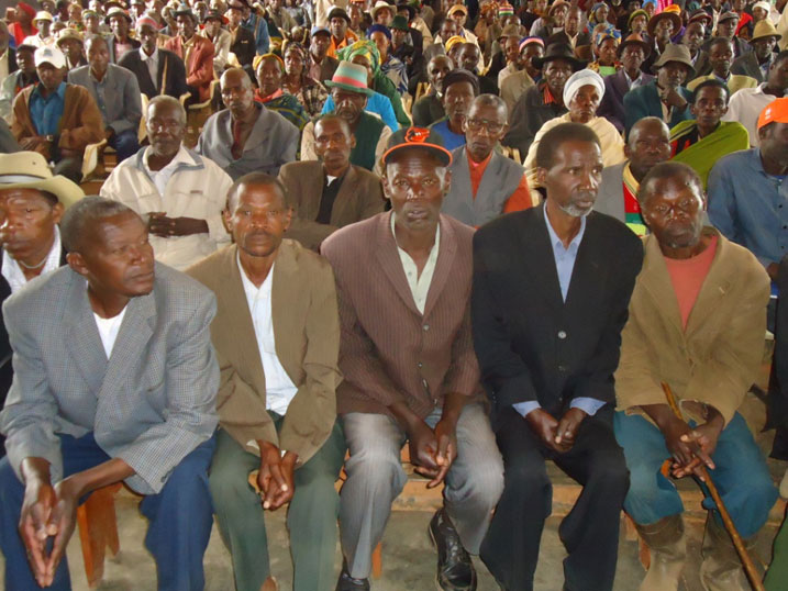 Abasaza n'abakecuru bari mu kiruhuko cy'izabukuru bo mu karere ka Gicumbi.