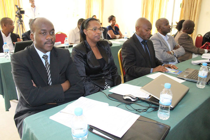 Abatoza bazafasha inzego zibanze gucunga umutungo no gukora igenamigambi ngo biteguye gukora akazi bashinzwe neza.