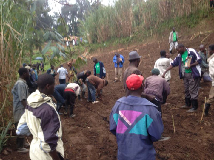 Nyuma yo kumenya agaciro k'amahoro basigaye bagira uruhare mu bikorwa biyabungabunga.