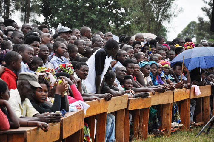 Abaturage ba Rwamagana bakiriye urumuri rw'Icyizere ari benshi.