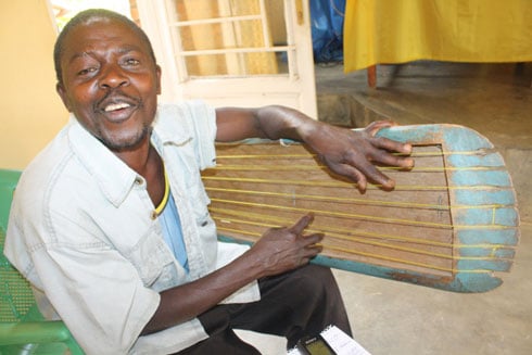 Abaturage bazanye ibihangano byabo bizajya bikoreshwa mu bukangurambaga.