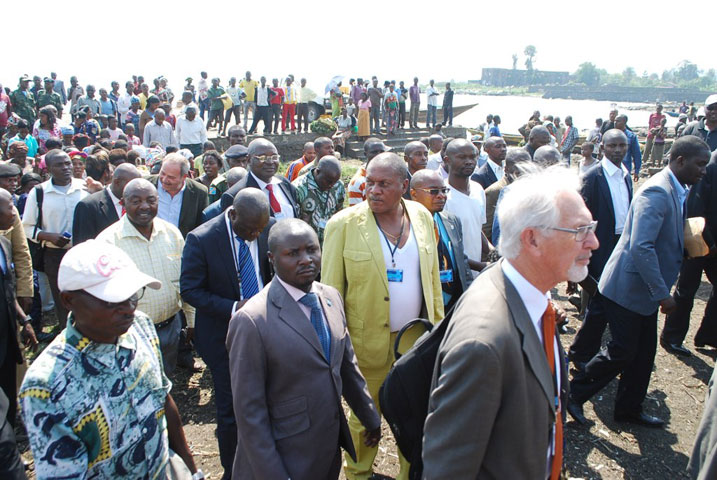 Abayobozi b'imijyi basura umujyi wa Goma ahari ikibazo cy'amafi.