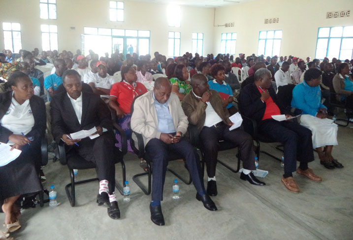 Abayobozi batandukanye n'urubyiruko rwitabiriye kongere y'urubyiruko rwa FPR mu ntara y'amajyaruguru.