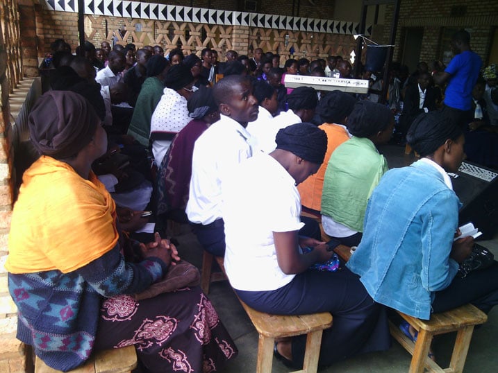 Abitabiriye uyu muhango basabwe kubaka ubunyarwanda kugira ngo jenoside itazongera kuba.