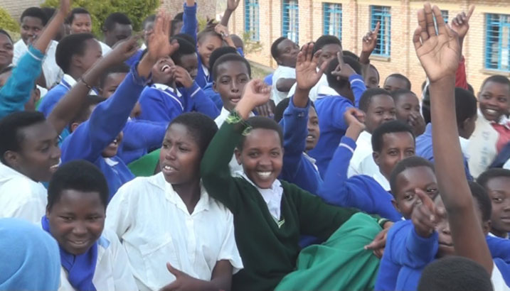 Abanyeshuri biga mu ishuri ryisumbuye ryitiriwe mutagatifu Pawulo riri mu murenge wa Kibeho biyemeje kuzakumira ibyaha.