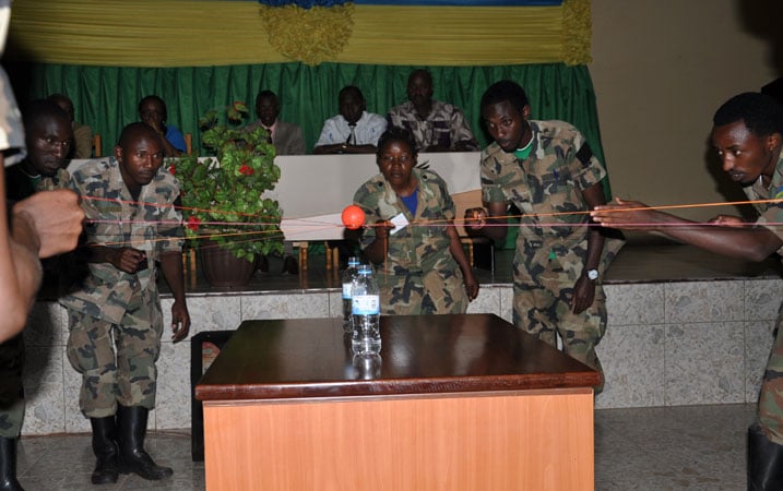 Abo batoza b'intore bakoze umukorongiro ugaragaza ko abashyize hamwe bagera kuri byinshi byiza.