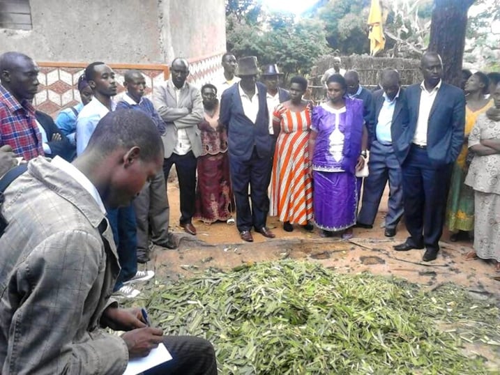 Aborozi b'i Nyagatare baje kwirebera uko kororera mu kiraro byatanga umusaruro kuruta kuragira ku misozi.
