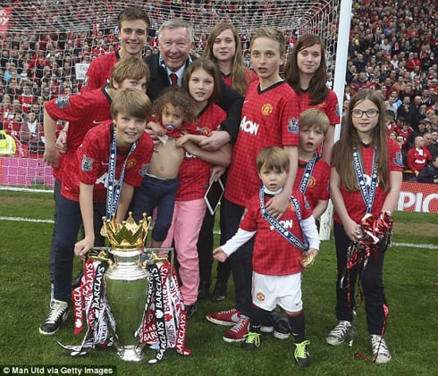 Abuzukuru ba Fergie baje kumusezeraho.